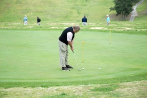 Mike Rainey warms up for the 2014 VGCC Endowment Fund Golf Tournament. (VGCC photo)