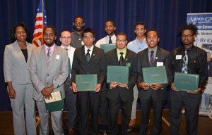 From left, in front, are VGCC President Dr. Stelfanie Williams with Male Mentoring PRIDE Award recipient Christopher Blue, Mentoring program parliamentarian Matthew Jaurique, PRIDE Award recipients Moises Ortiz, Bradley Gooch, Christopher Ford and Dajuan Harrison; in back, from left, PRIDE Award recipients Jordan Bunting, Benjamin Marshall and Sean Griffith. (VGCC photo)