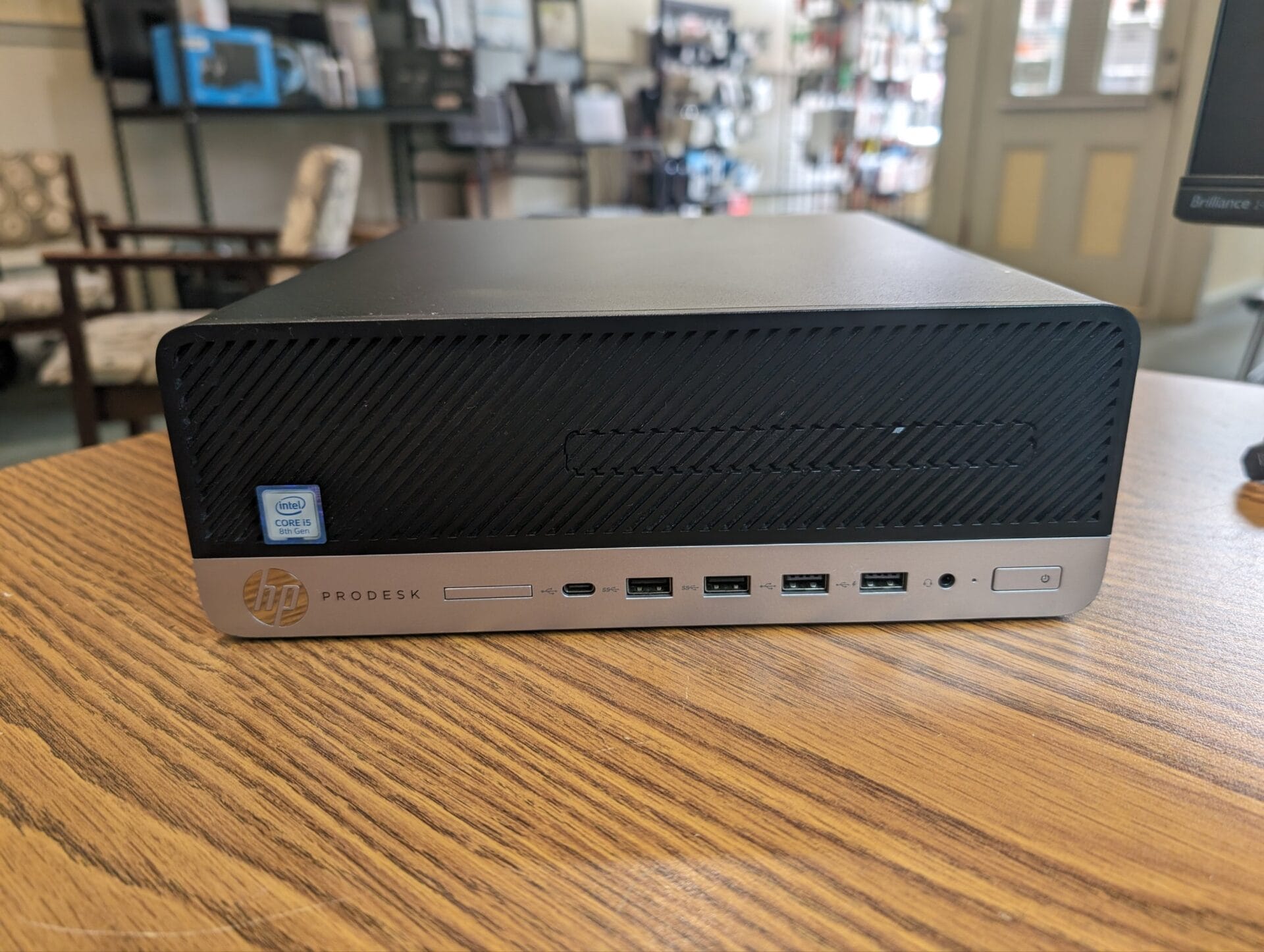HP ProDesk 600 G4 SFF, i5-8500, 8gb RAM, 256gb NVMe, Windows