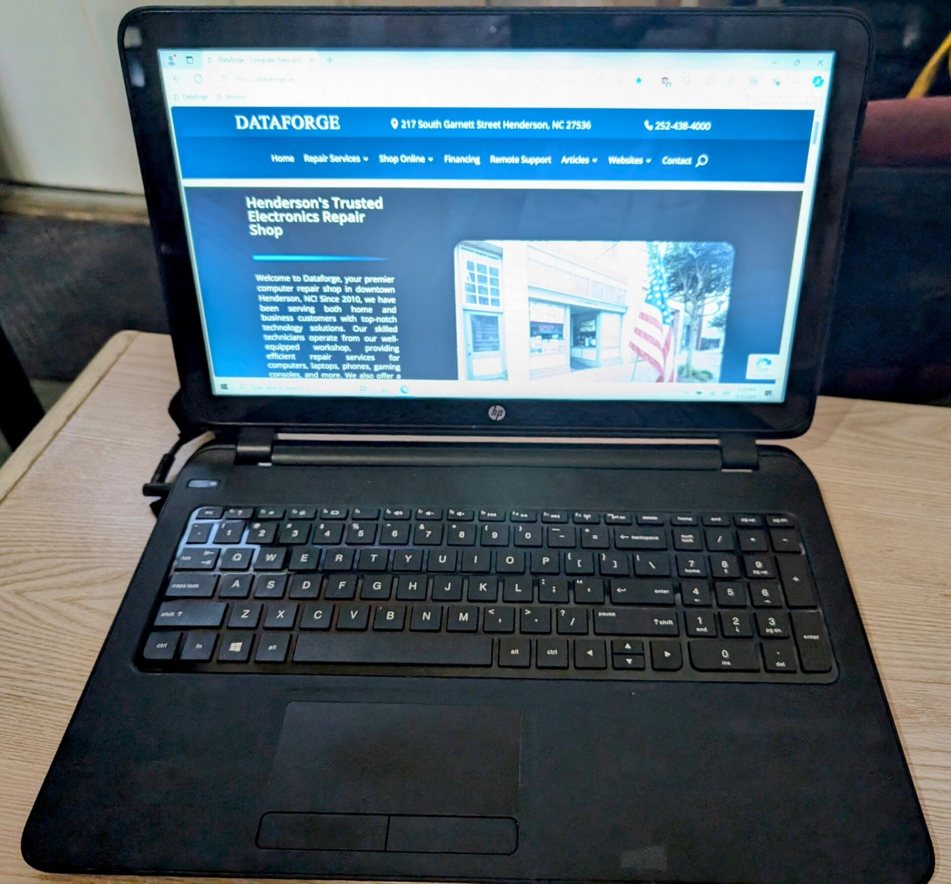 HP 15 Notebook PC 15-f010d i3-4010 4gb RAM 240gb SSD inch